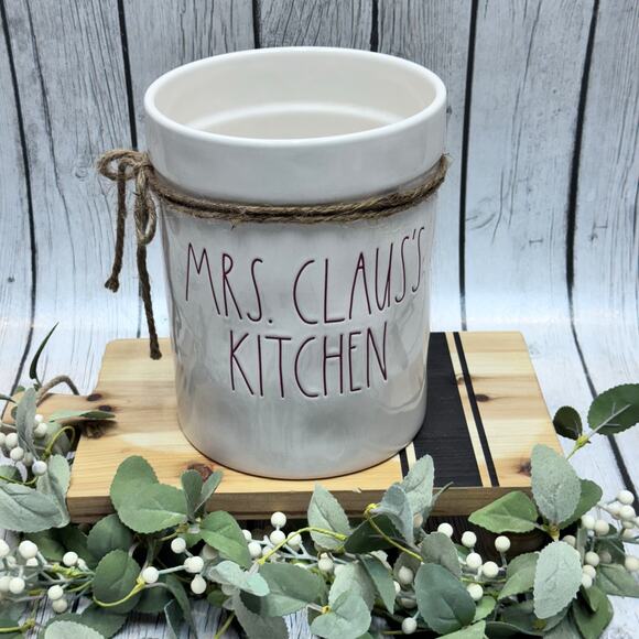Rae Dunn Mrs Claus', Kitchen Crock - Picture 1 of 2